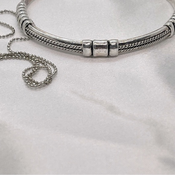 Best Brand Vintage 24’ Silver Tone Pendant Necklace and Cuff Bracelet Signed - Picture 7 of 14